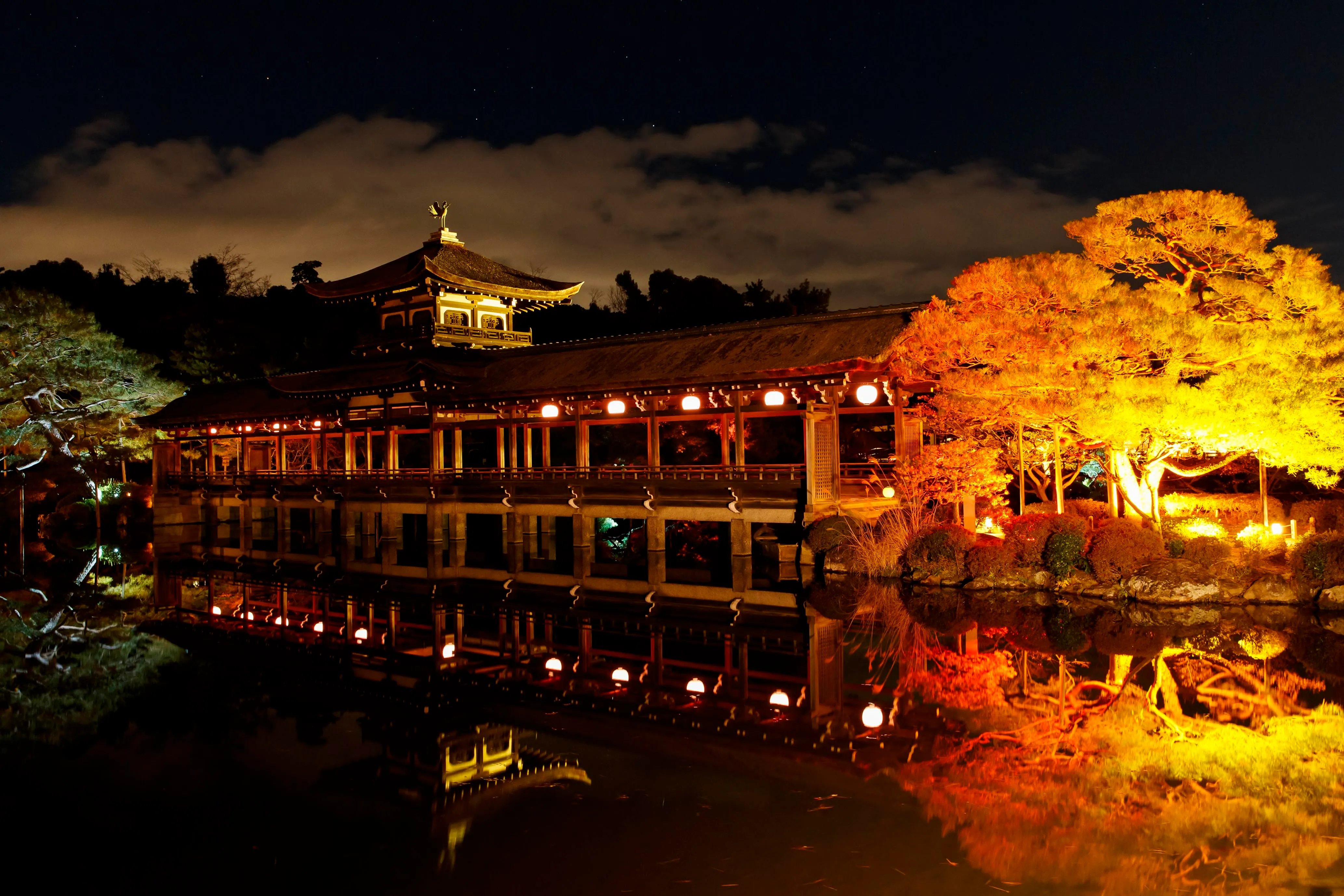 創建百三十年記念 NAKEDヨルマイリ 2025-26 平安神宮